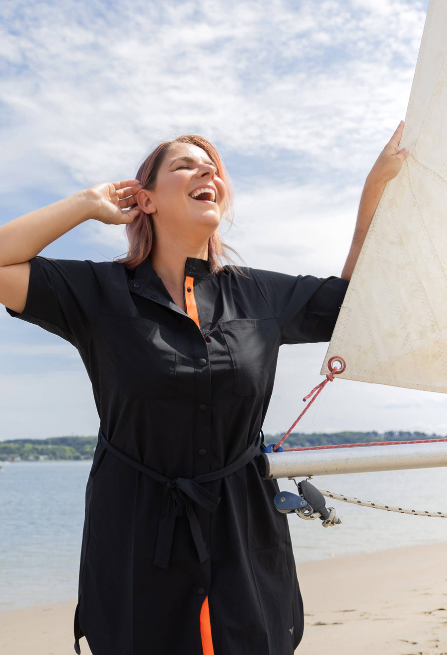 Olie - Robe chemise avec ceinture - Noir