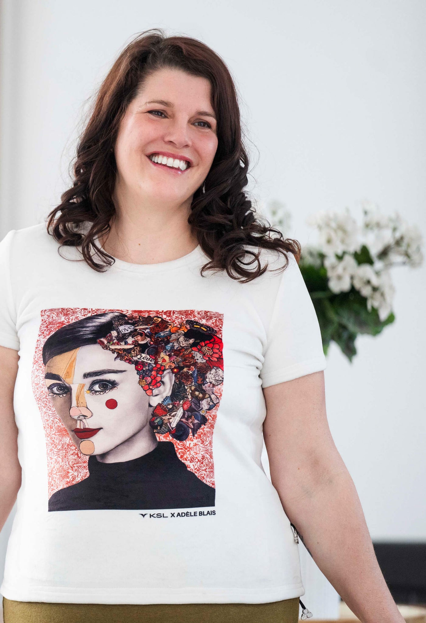 KSL X Adèle Blais : une collaboration inspirante pour le projet FORTES et ses chandails Idola mettant en lumière des femmes qui ont marqué l'histoire, dont Audrey Hepburn