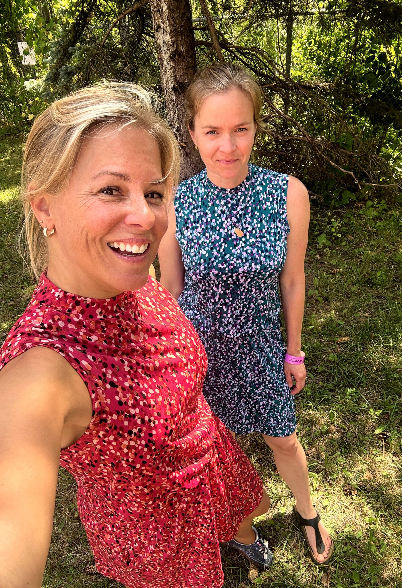 Lauria - Robe sans manche avec col haut et élastique à la taille